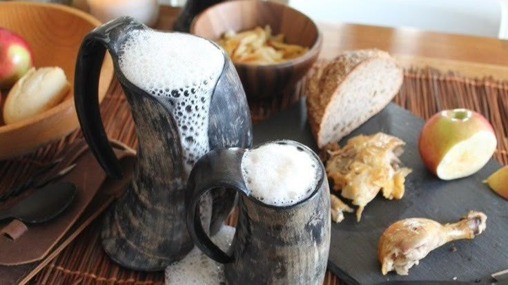 Skål! The Sacred Ritual of the Viking Toast and Symbel