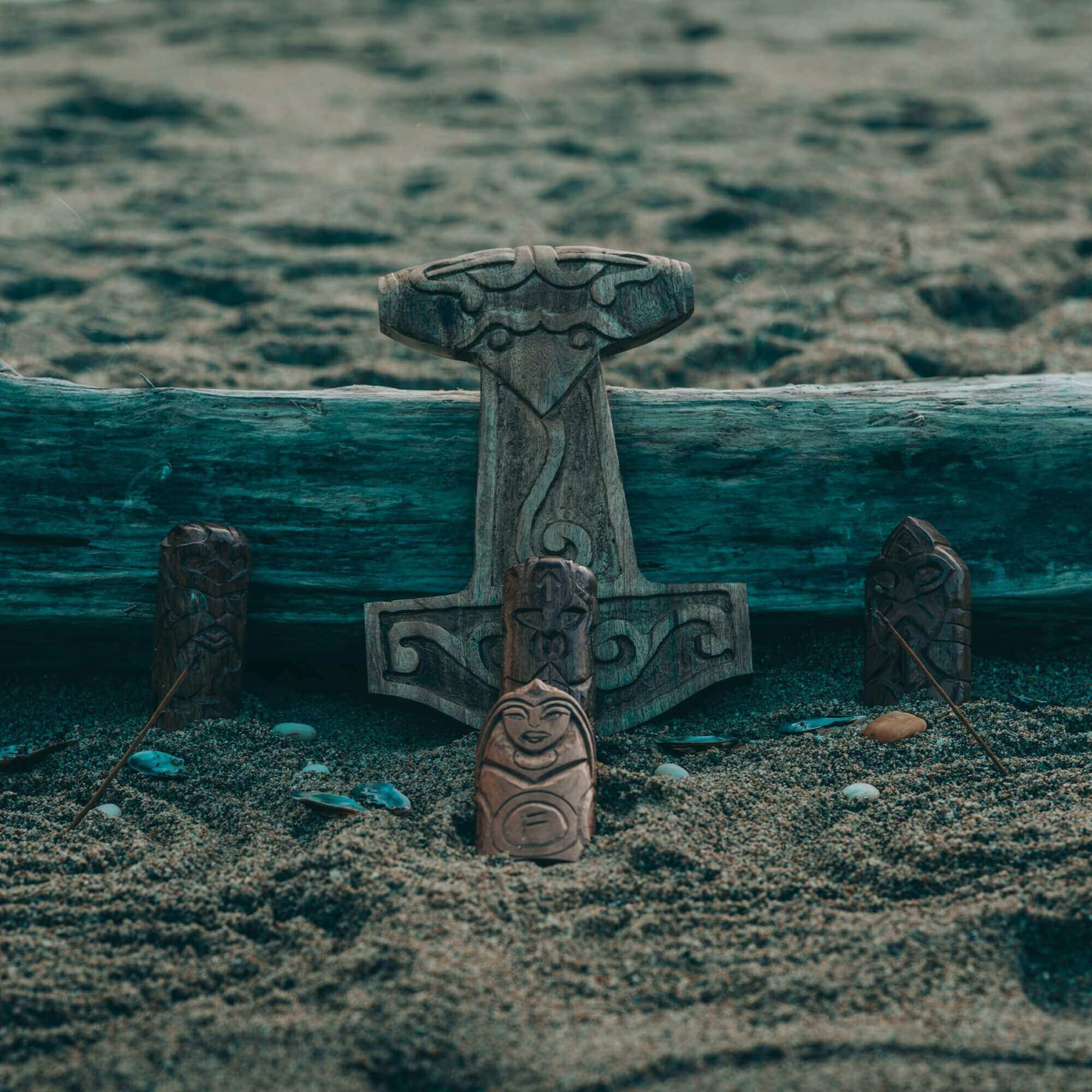 Norse Wooden Mjölnir Statue