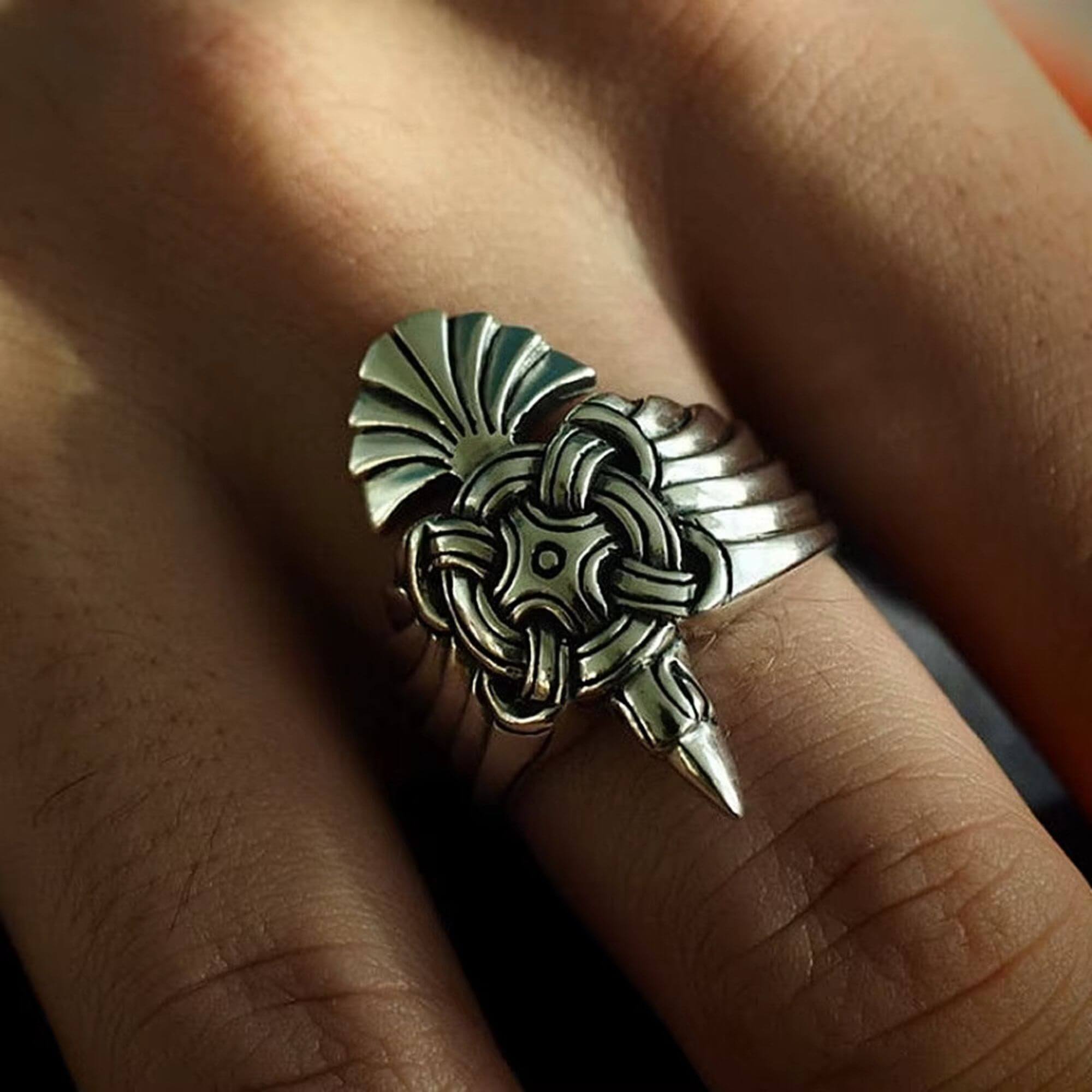 Knotwork Raven Ring