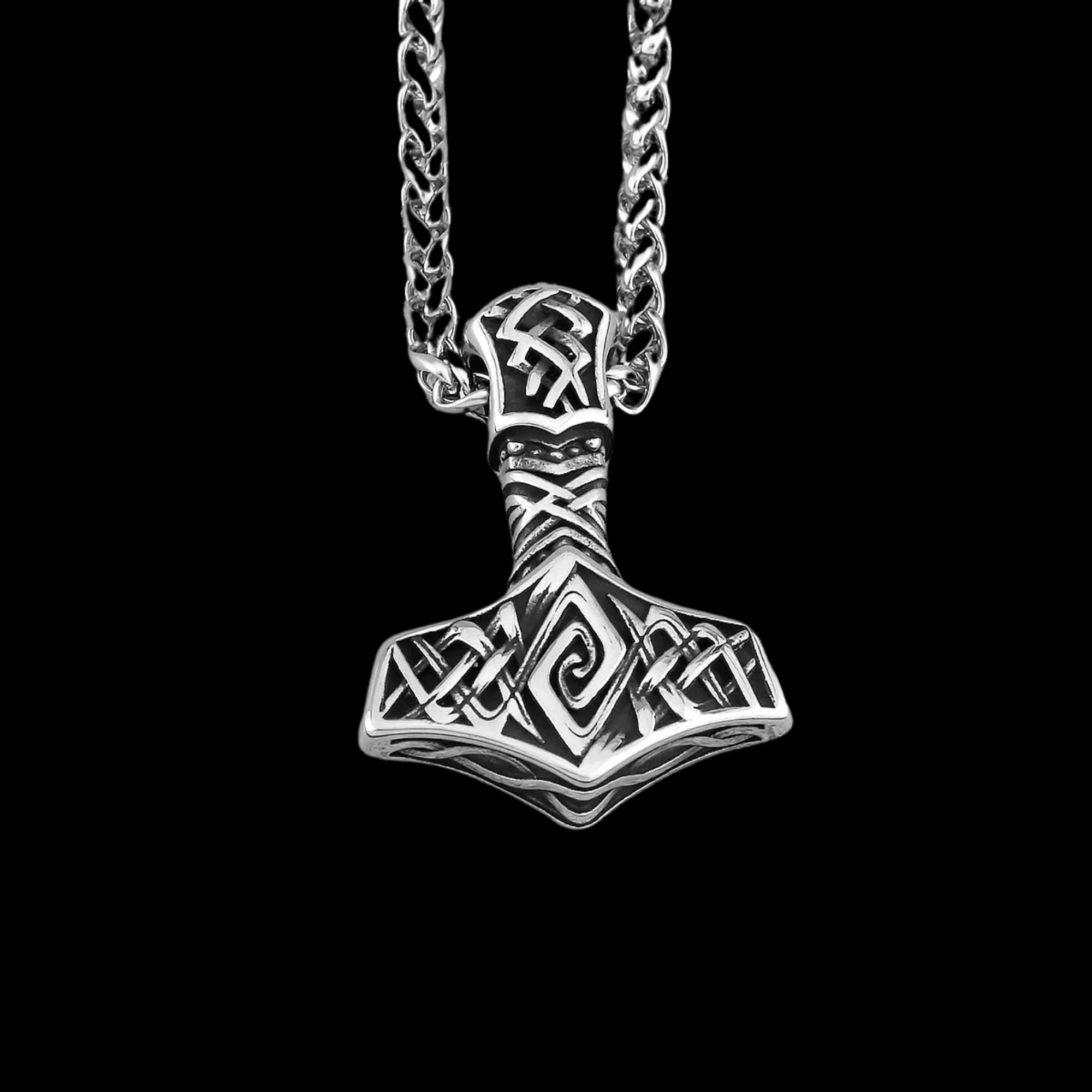 Mjölnir Knotwork Necklace