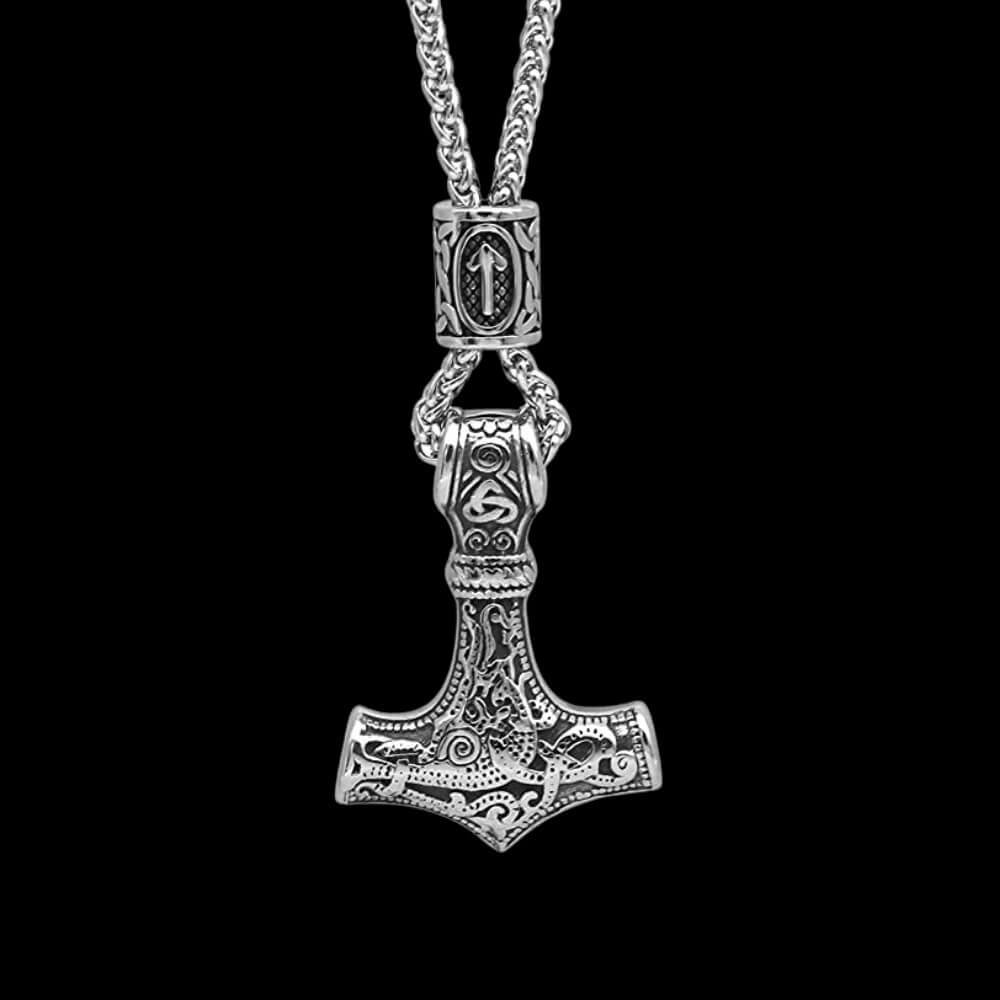 Collar vikingo del martillo de Thor con cuentas de runas